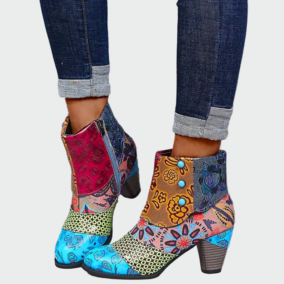 Karolína | Dámské originální boho-chic kotníkové boty s etno vzorem