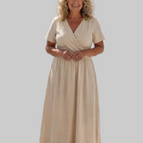 Kateřina | Elegantní midi šaty s V-výstřihem a krátkými rukávy