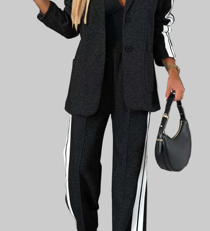 Zuzana | Moderní set se sportovním šmrncem pro městskou eleganci
