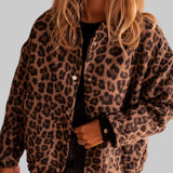 Ludmila | Martina – Stylová bunda s leopardím vzorem pro divoký šarm a nadčasovou eleganci