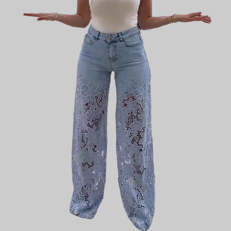 Markéta | Džíny s krajkovými rozparky, boho-chic styl